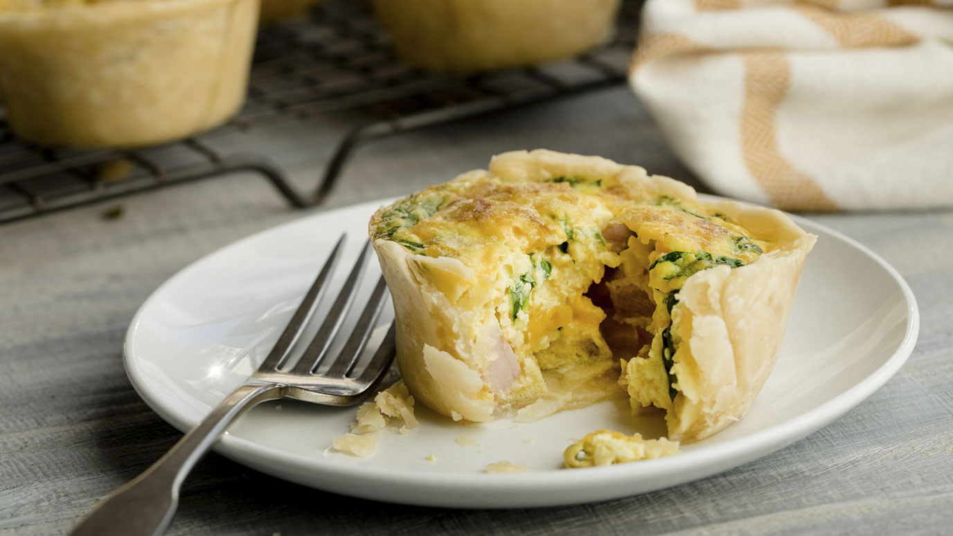 mini_ham_and_cheese_quiche_2000x1125.jpg