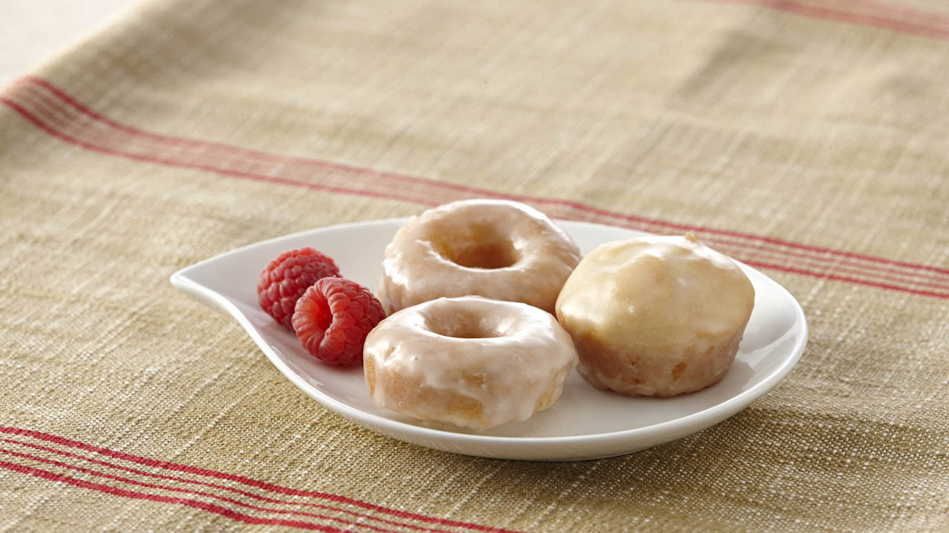 mini_baked_donuts_with_raspberry_glaze_2000x1125.jpg