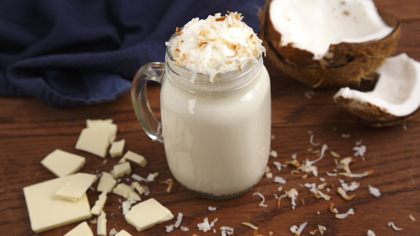 toasted_coconut_white_hot_chocolate_2000x1125.jpg