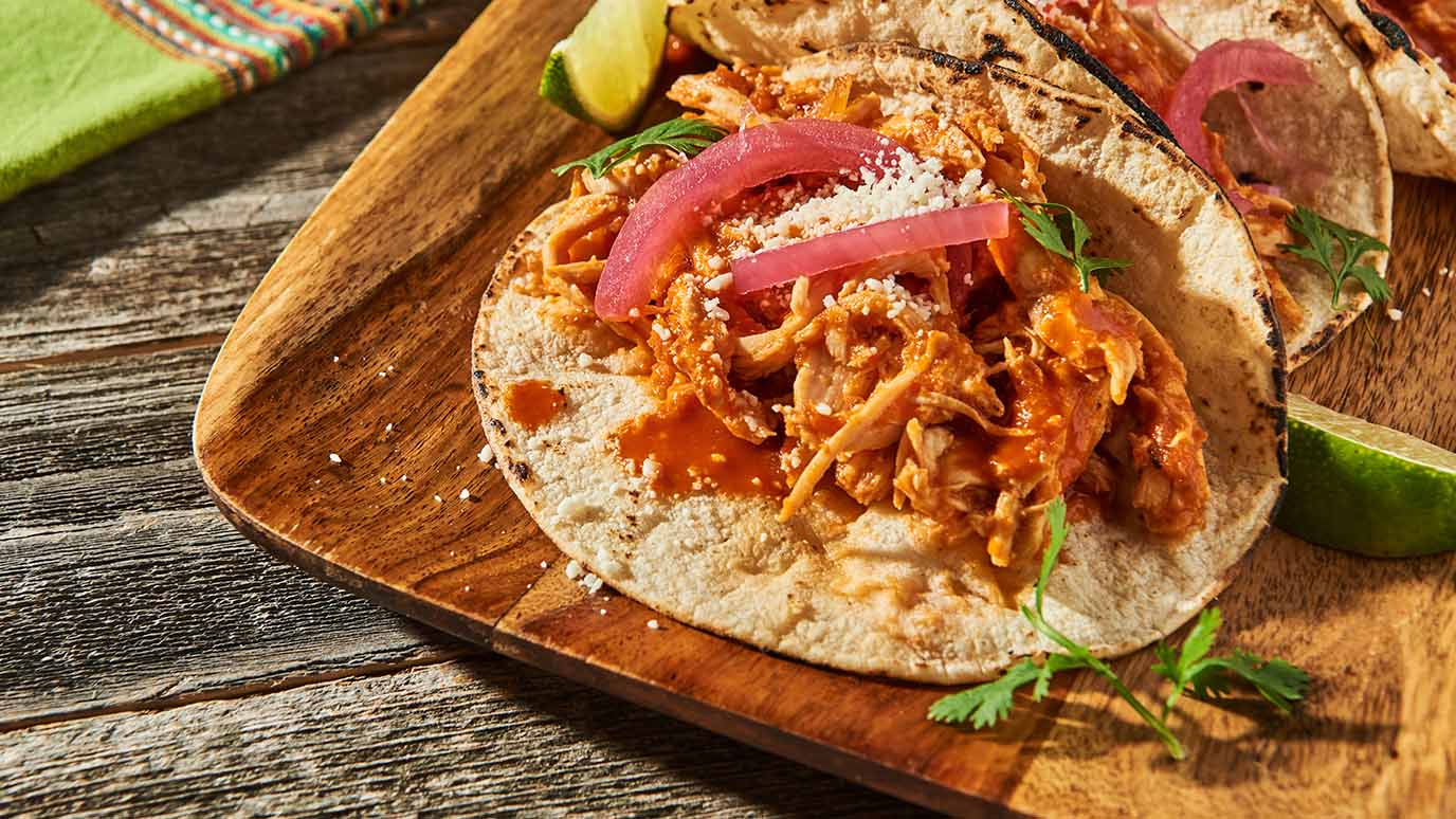 pulled_chicken_tinga_tacos_22310_1376x774.jpg