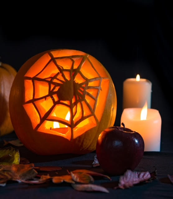 spider web pumpkin