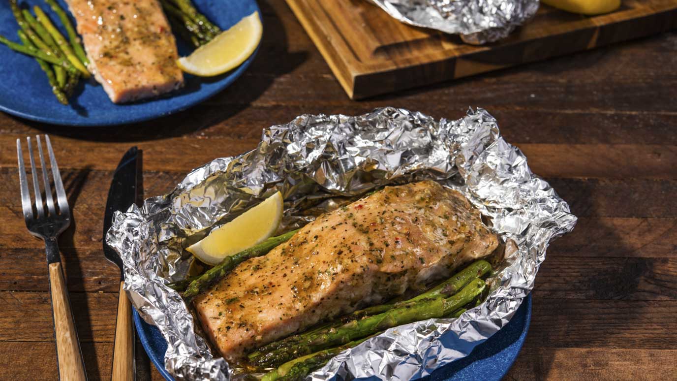 Grilled Salmon and Asparagus in Foil Packets