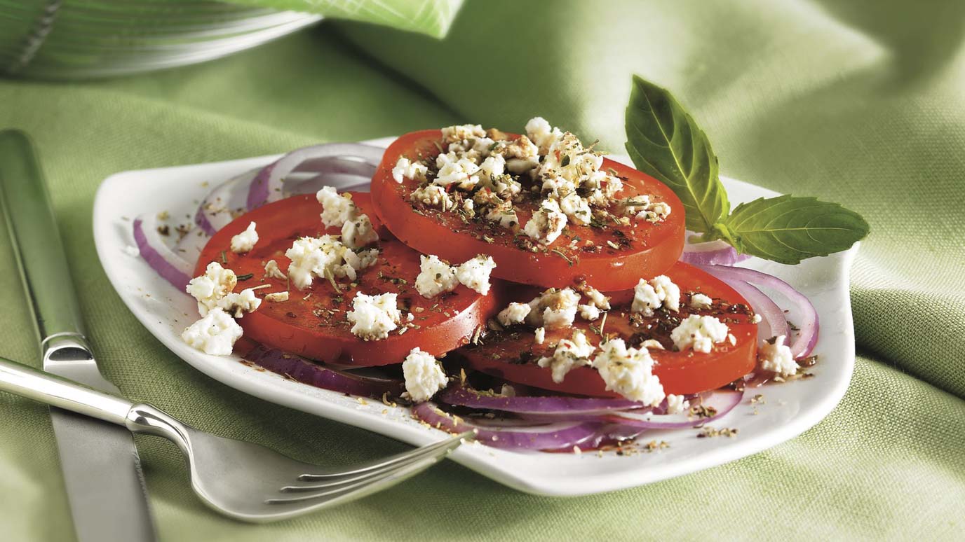fresh_summer_tomato_and_onion_salad_2000x1125.jpg