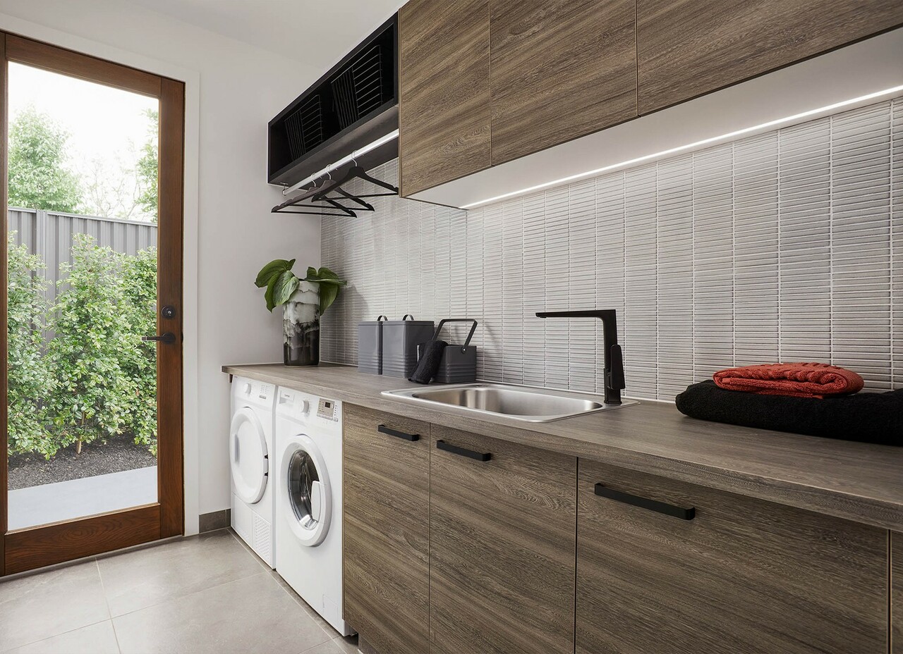 Trend Alert: New-Look, Mosaic-Tiled Splashbacks