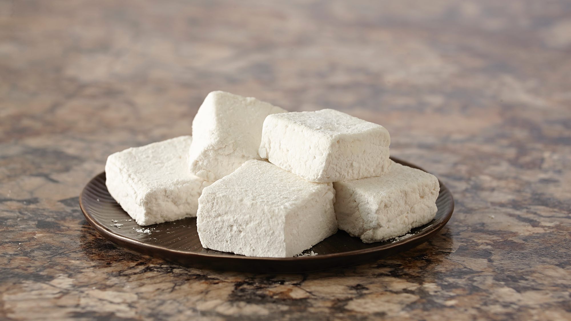 very_vanilla_marshmallows_2000x1125.jpg