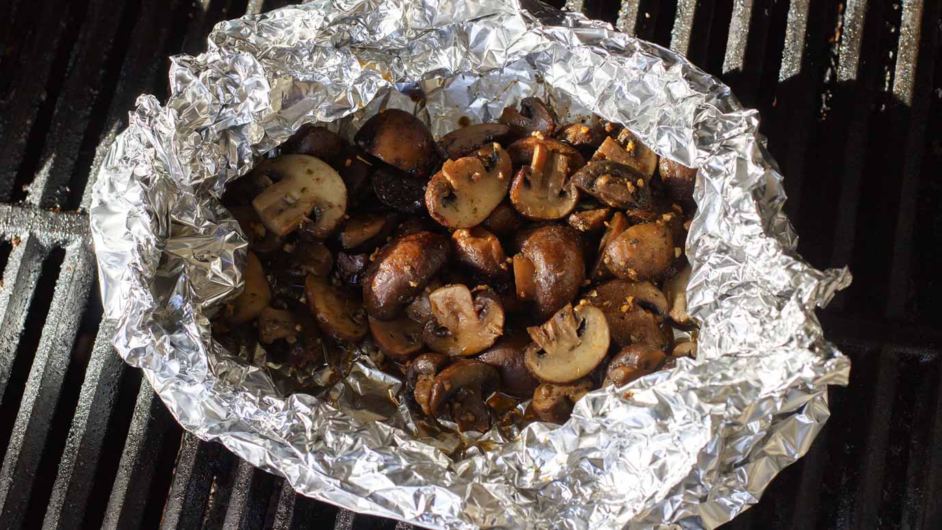 Buttery_Grilled_Mushroom_Bundles_2000x1125.jpg