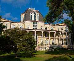 Chautauqua Lodging