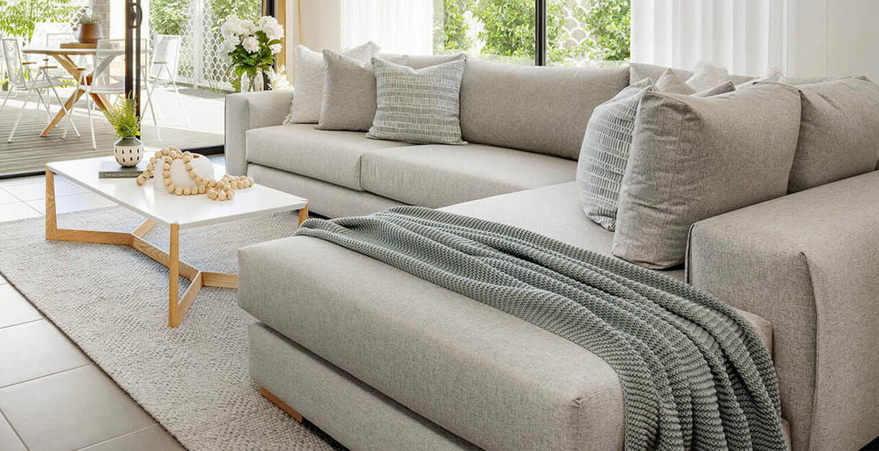 Carlisle-Homes-_-Style-Expert-Versatility-of-Throws1500-x-770-Feature.jpg