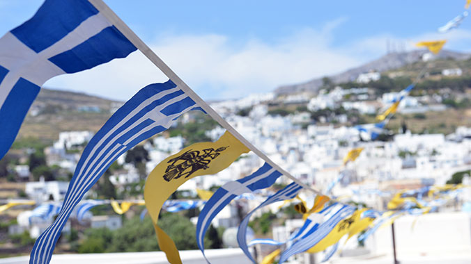 20916-Greece-Island-Hopping-Around-Aegean-Paros-c.jpg