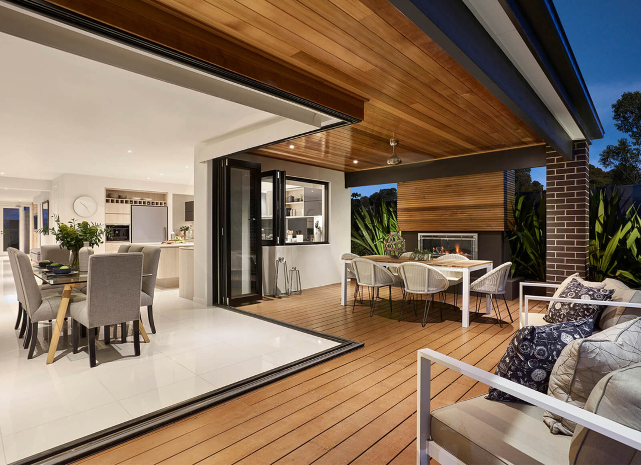 3_IndoorOutdoorFlow_1600x1160.jpg
