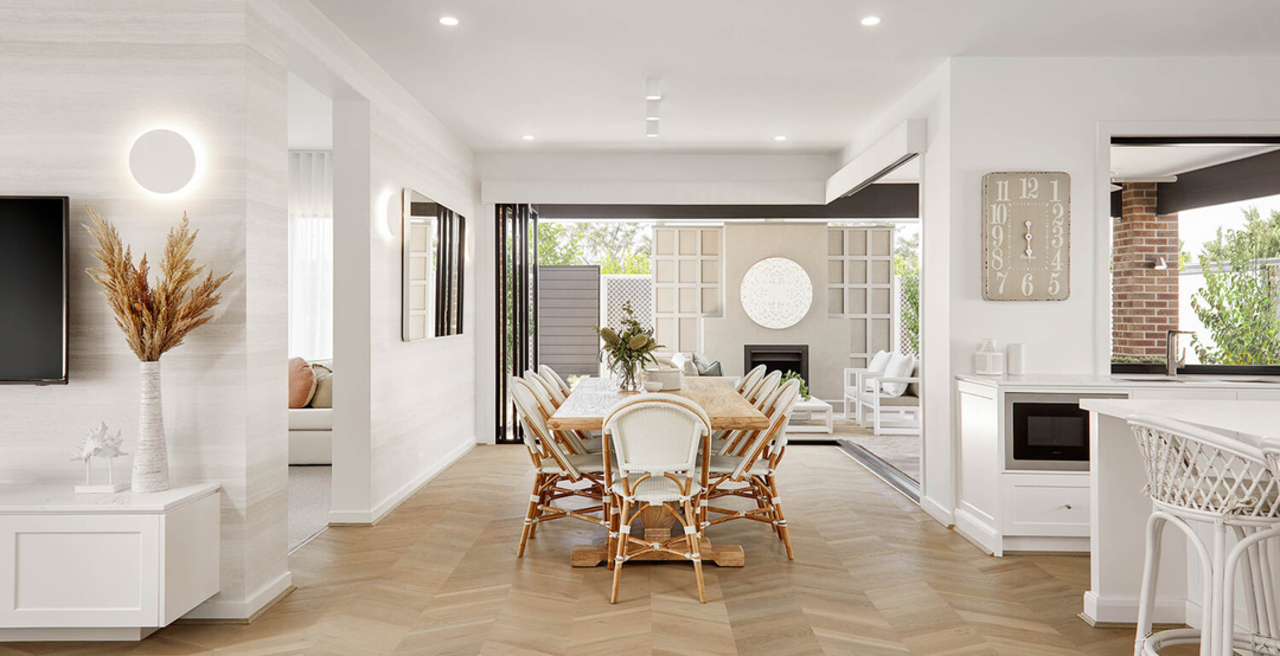1_IndoorOutdoorFlow_1500x770.jpg